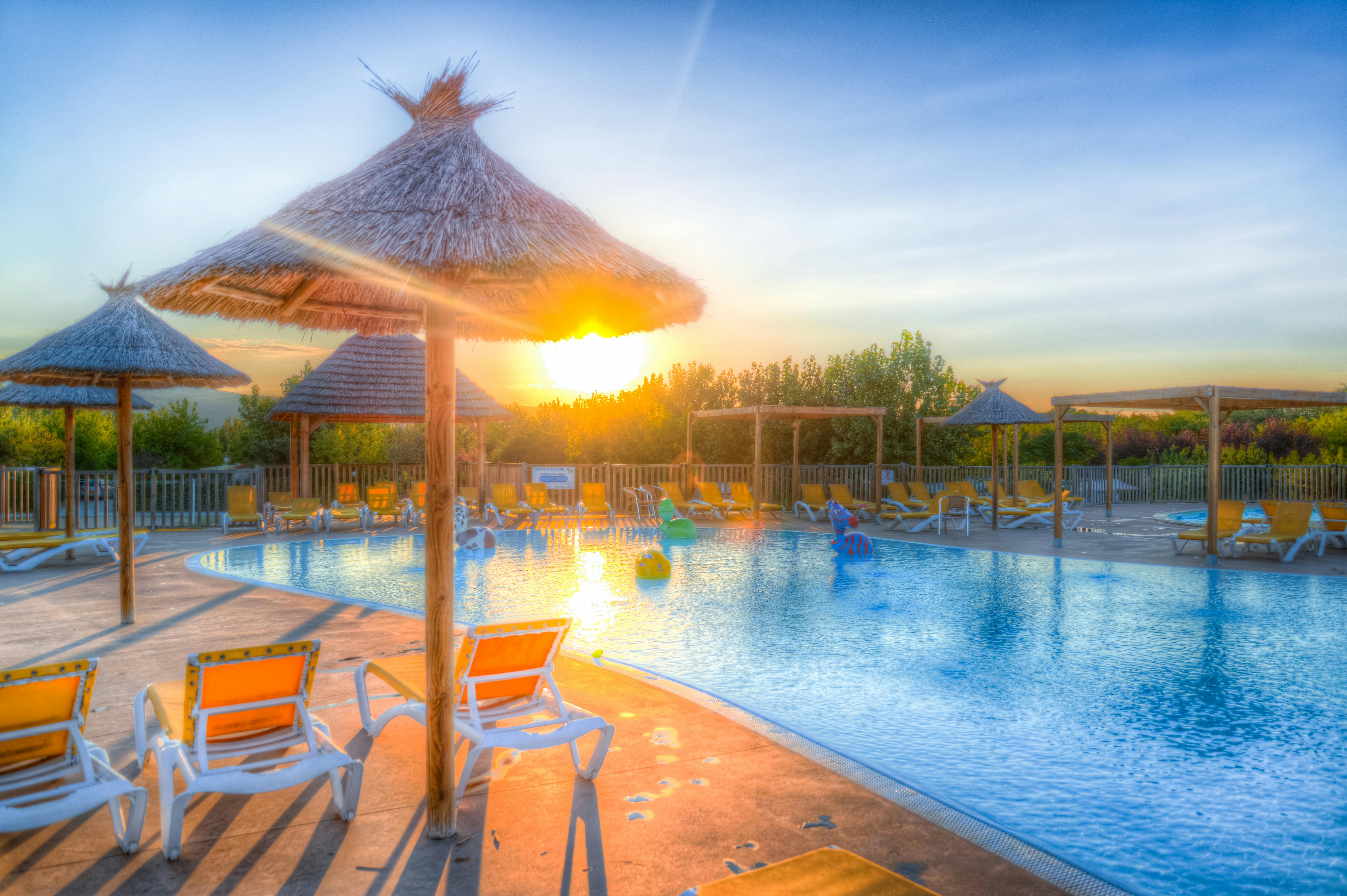 קפריסין – חוף זהב (שקיעה)